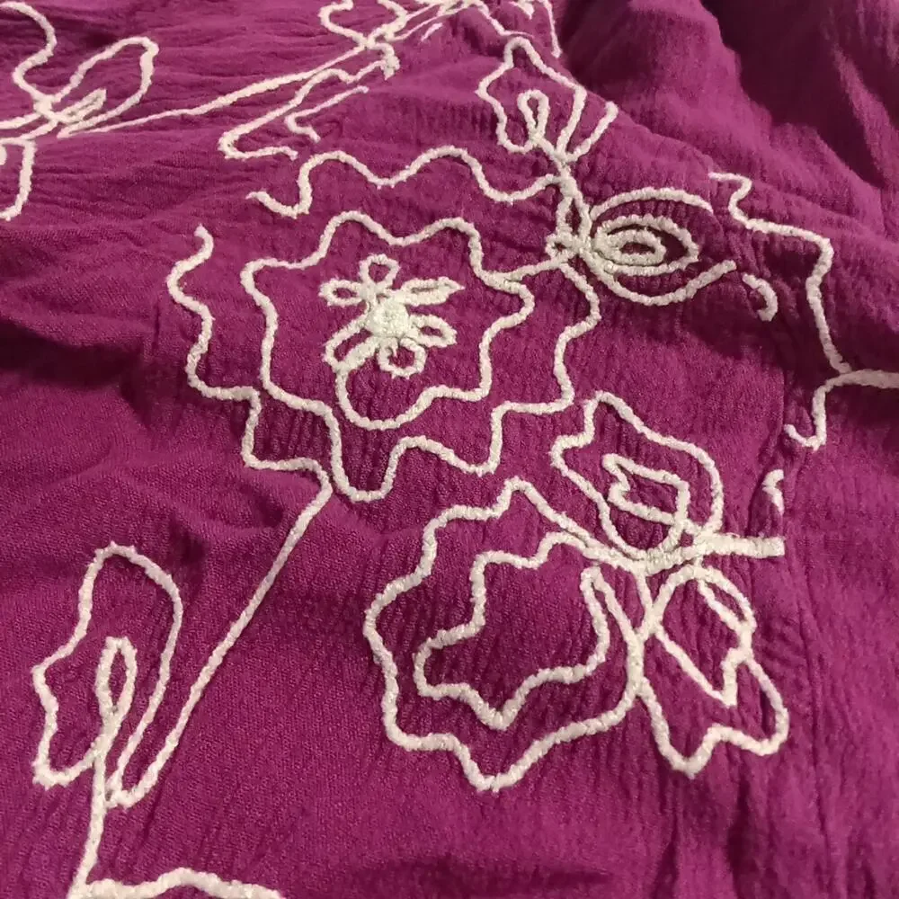 Catherines 2X Purple Floral Embroidered Blouse Keyhole Neck 3/4 Sleeve Boho Top
